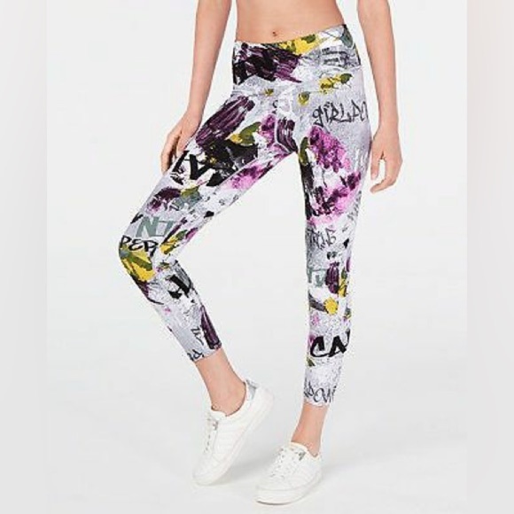CALVIN KLEIN GRAFFITI CROPPED CAPRI LEGGINGS - Picture 1 of 4